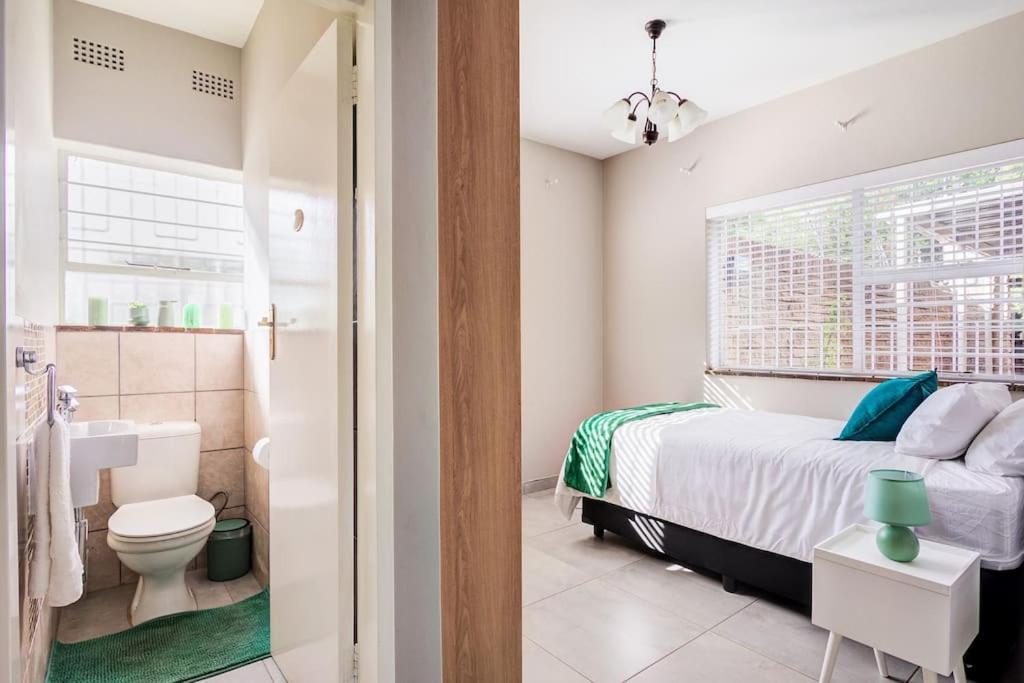 The Hide Out - Home Away From Home Johannesburg Exterior photo
